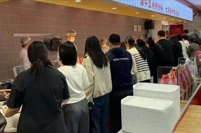 超意兴快餐店开业：比家做饭还划算，温馨美味等你来尝